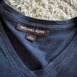 V neck short sleeve. Michael Kors